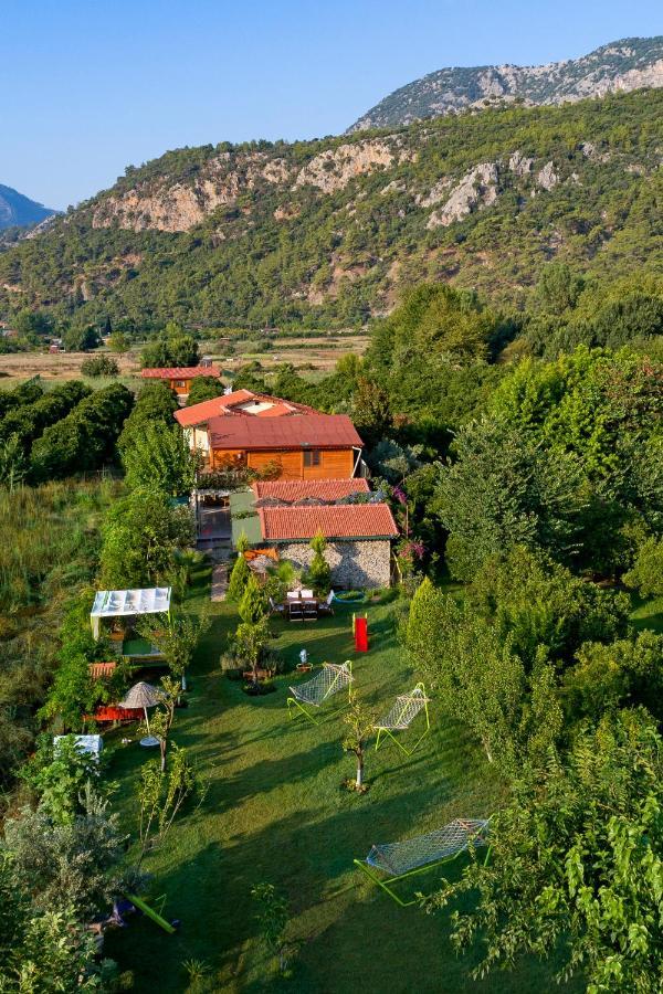 Flora Pansiyon Cirali Διαμέρισμα Κεμέρ Εξωτερικό φωτογραφία